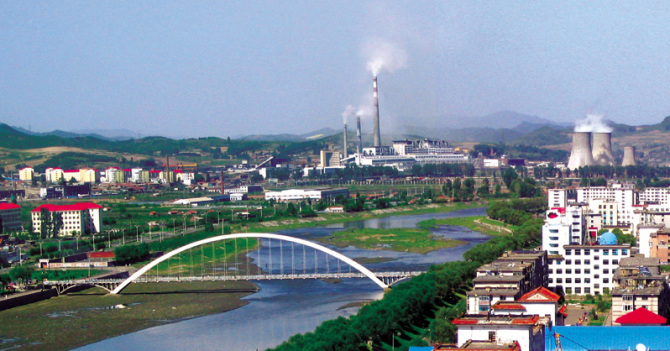 白山市市長王冰在白山經(jīng)濟開發(fā)區(qū)調(diào)研時強調(diào)加快推進(jìn)新區(qū)建設(shè)打造綠色轉(zhuǎn)型樣