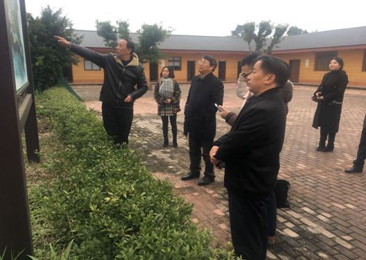 探索鄉(xiāng)村振興新模式，爭(zhēng)當(dāng)鄉(xiāng)村振興排頭兵——我院助力“中華龍鄉(xiāng)”重慶銅梁區(qū)高位推進(jìn)鄉(xiāng)村振興戰(zhàn)略